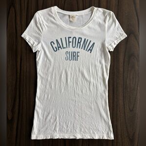 (Vintage Y2K) Hollister cotton graphic short-sleeve T-shirt (size M)